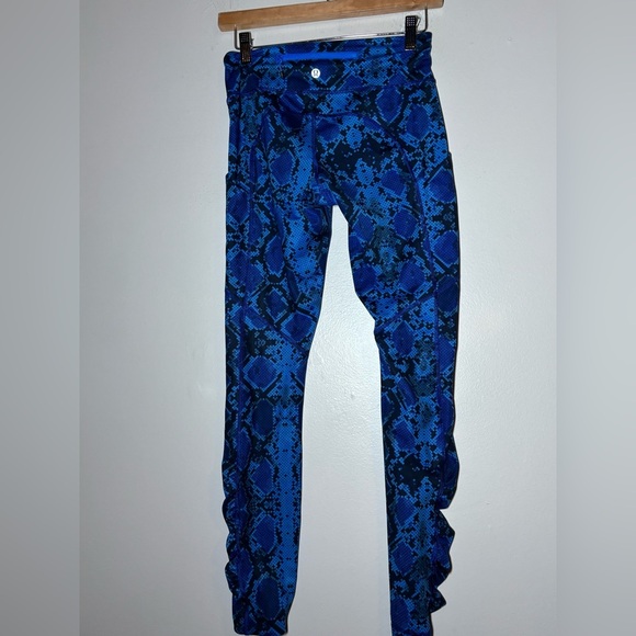 Lululemon Speed Tight IV Mini Ziggy Snake Pipe Dream leggings  Blue Size 4 - Picture 4 of 6